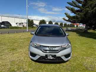 2014 Honda FIT - Thumbnail