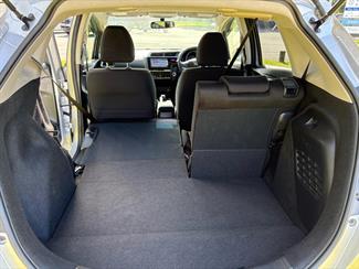 2014 Honda FIT - Thumbnail