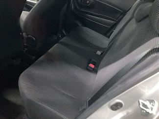 2016 Toyota Vitz - Thumbnail