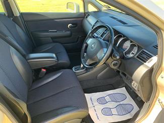 2009 Nissan Tiida - Thumbnail