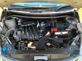 2009 Nissan Tiida - Thumbnail