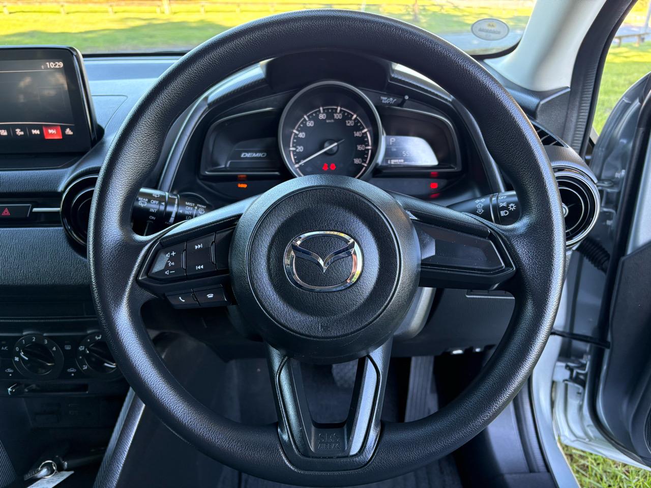 2017 Mazda DEMIO