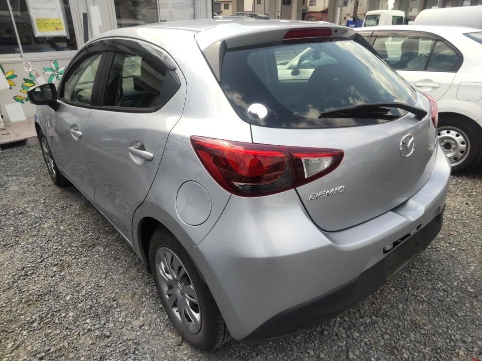 2017 Mazda DEMIO