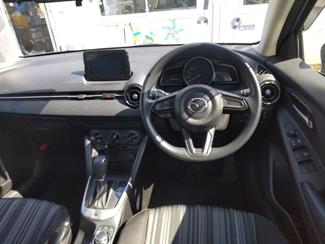 2017 Mazda DEMIO - Thumbnail