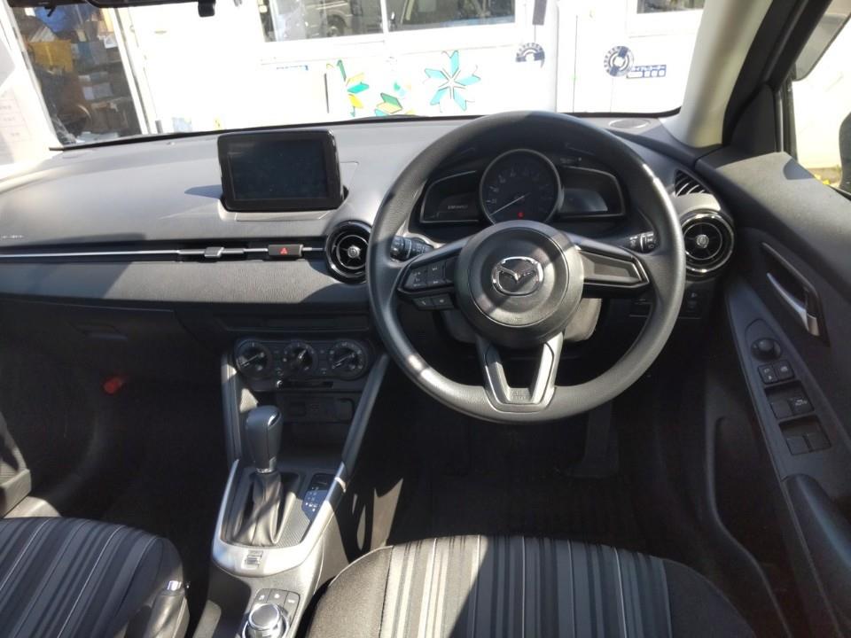 2017 Mazda DEMIO