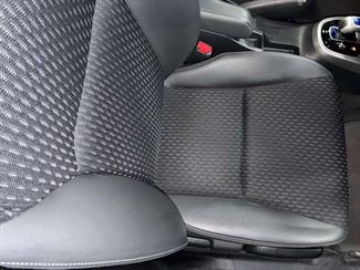 2015 Honda FIT - Thumbnail