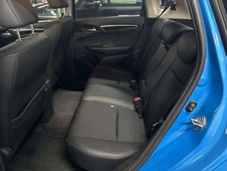 2015 Honda FIT - Thumbnail