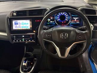 2015 Honda FIT - Thumbnail