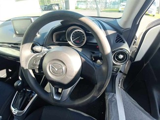 2015 Mazda DEMIO - Thumbnail