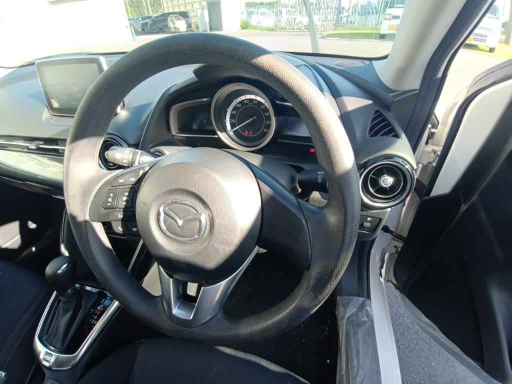 2015 Mazda DEMIO