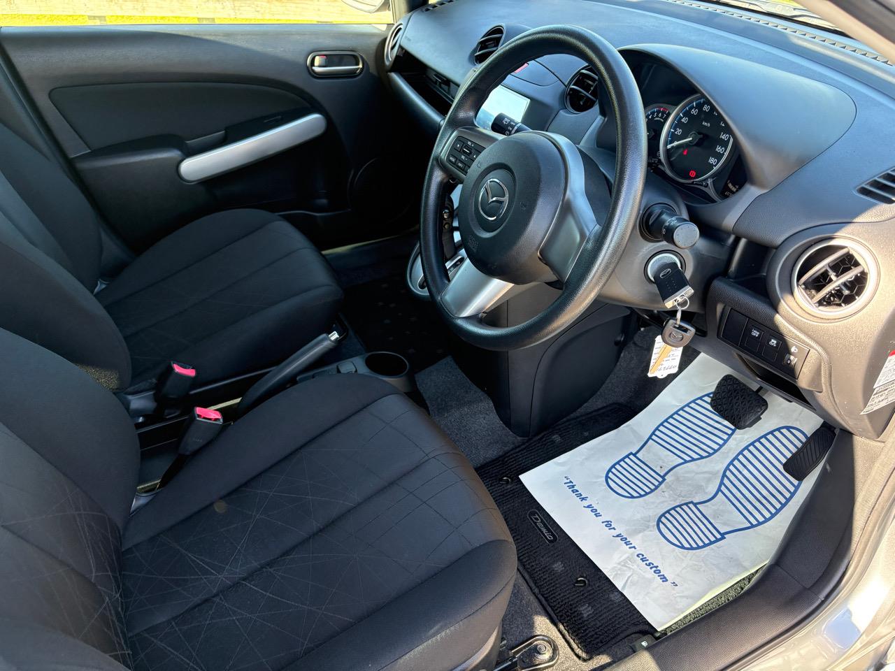 2012 Mazda DEMIO