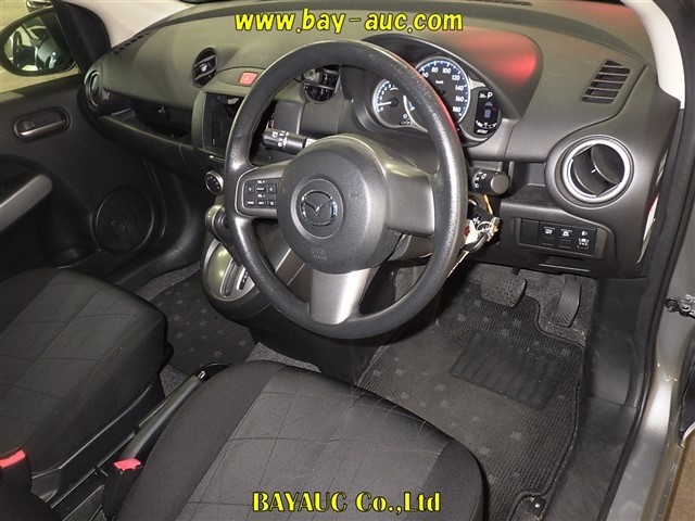 2012 Mazda DEMIO