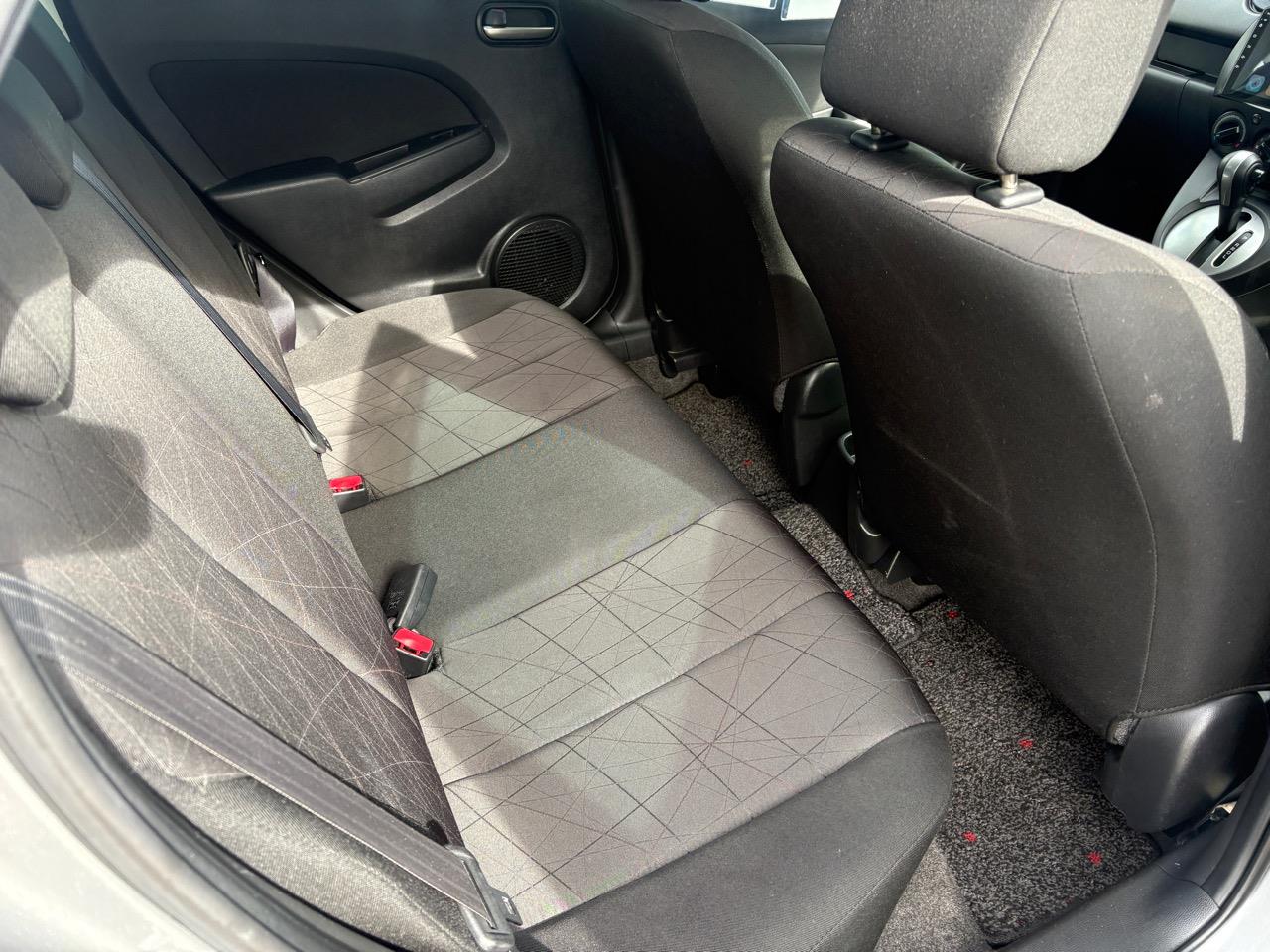 2012 Mazda DEMIO