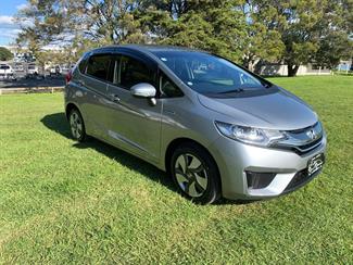2014 Honda FIT - Thumbnail