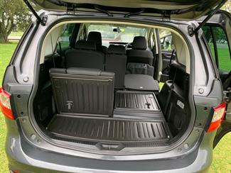 2014 Mazda Premacy - Thumbnail