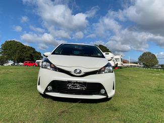 2014 Toyota Vitz - Thumbnail
