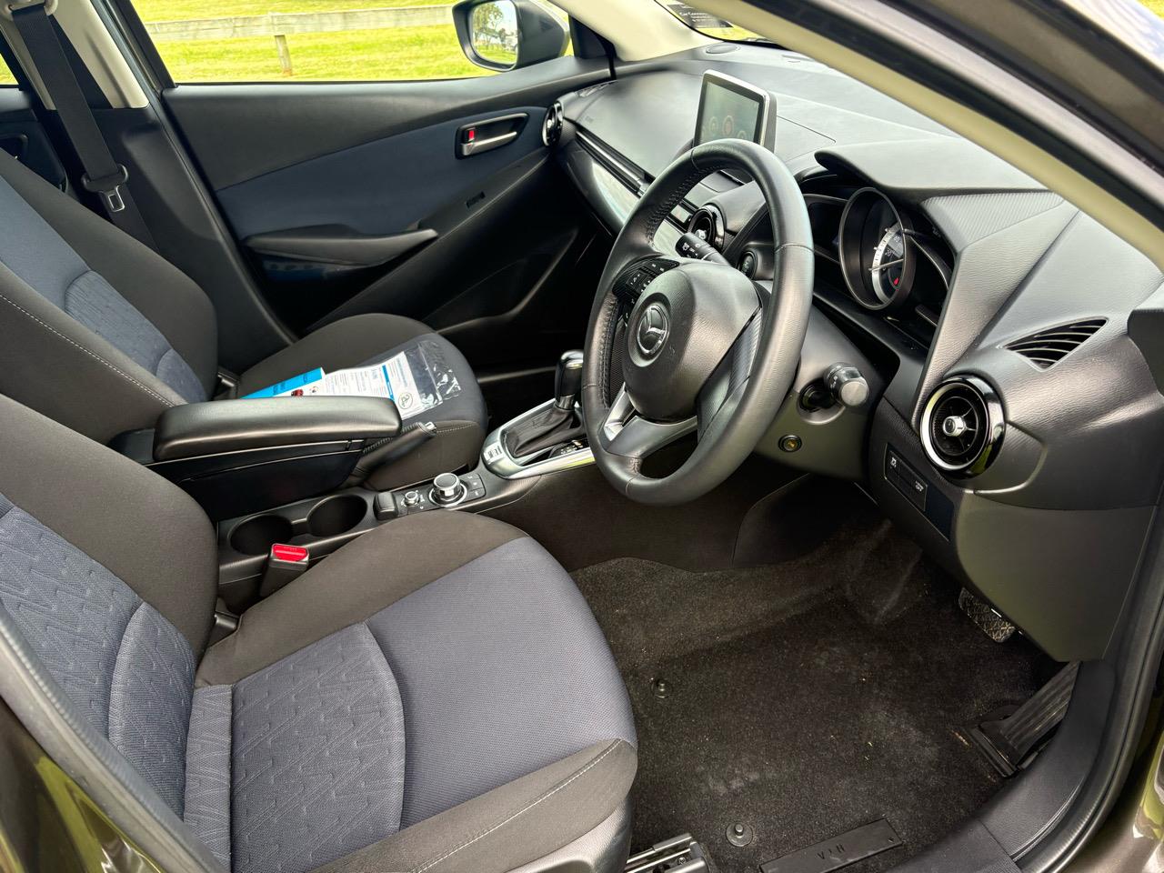 2015 Mazda DEMIO