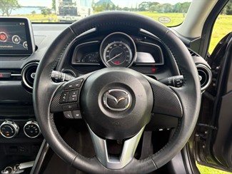 2015 Mazda DEMIO - Thumbnail