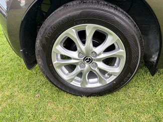 2015 Mazda DEMIO - Thumbnail