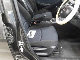 2015 Mazda DEMIO - Thumbnail