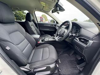 2017 Mazda CX-5 - Thumbnail