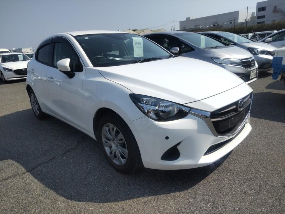 2016 Mazda DEMIO