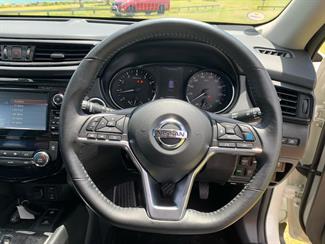 2018 Nissan X-TRAIL - Thumbnail