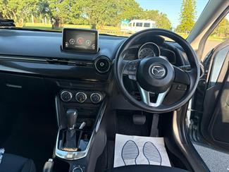 2015 Mazda DEMIO - Thumbnail