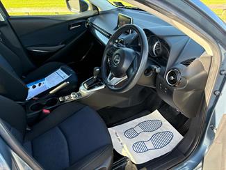 2015 Mazda DEMIO - Thumbnail