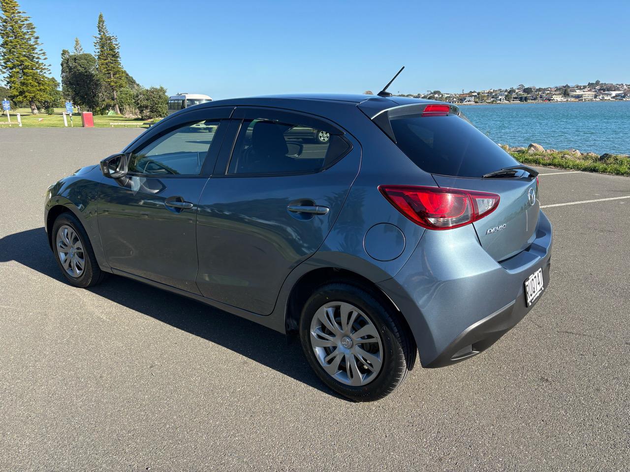 2015 Mazda DEMIO