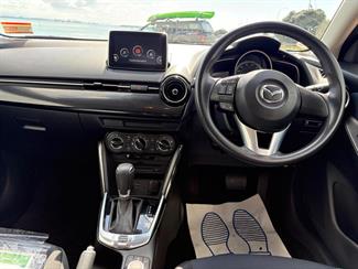2015 Mazda DEMIO - Thumbnail