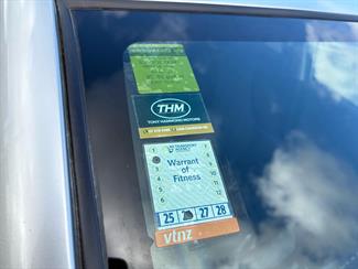 2010 Honda FIT - Thumbnail
