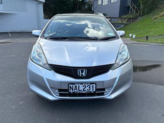2010 Honda FIT - Thumbnail