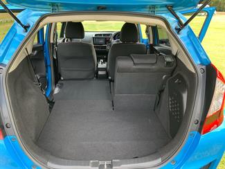 2014 Honda FIT - Thumbnail