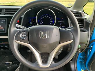 2014 Honda FIT - Thumbnail