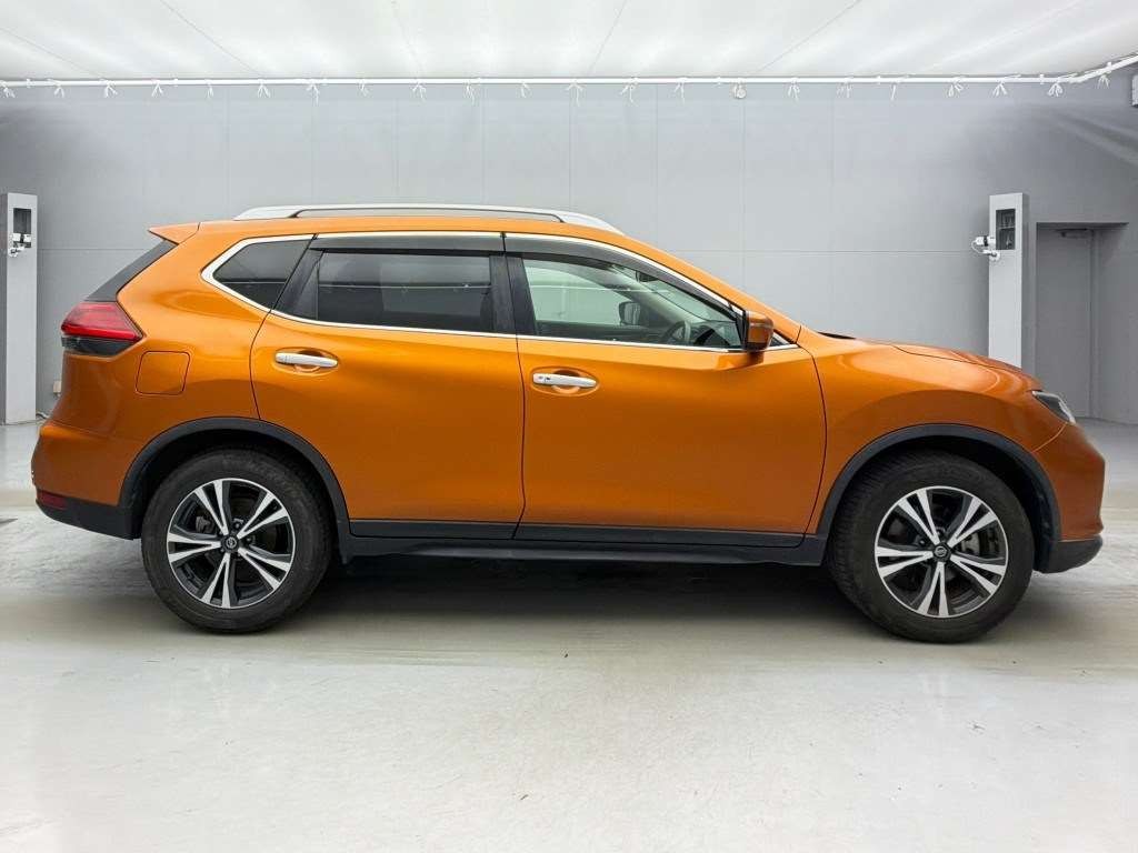 2018 Nissan X-TRAIL