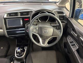 2015 Honda FIT - Thumbnail