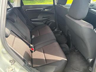 2014 Honda FIT - Thumbnail