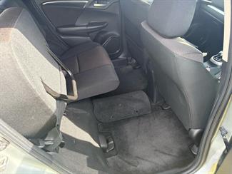 2014 Honda FIT - Thumbnail