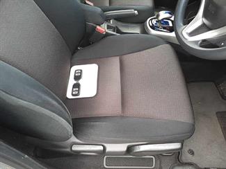 2014 Honda FIT - Thumbnail