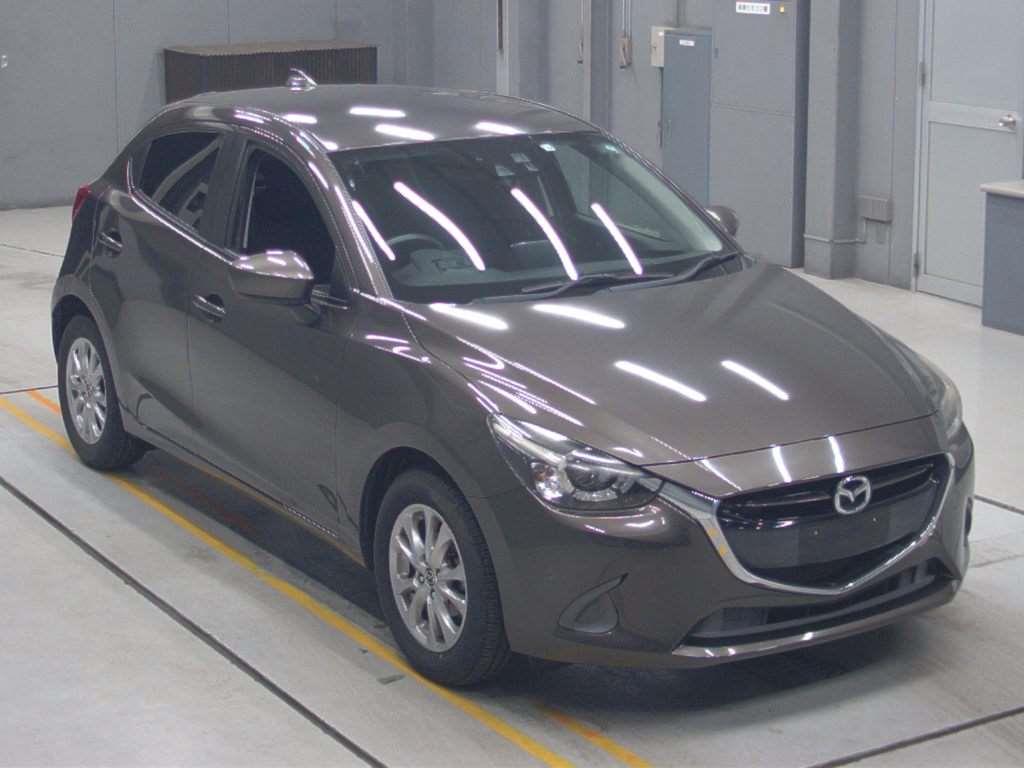2016 Mazda DEMIO