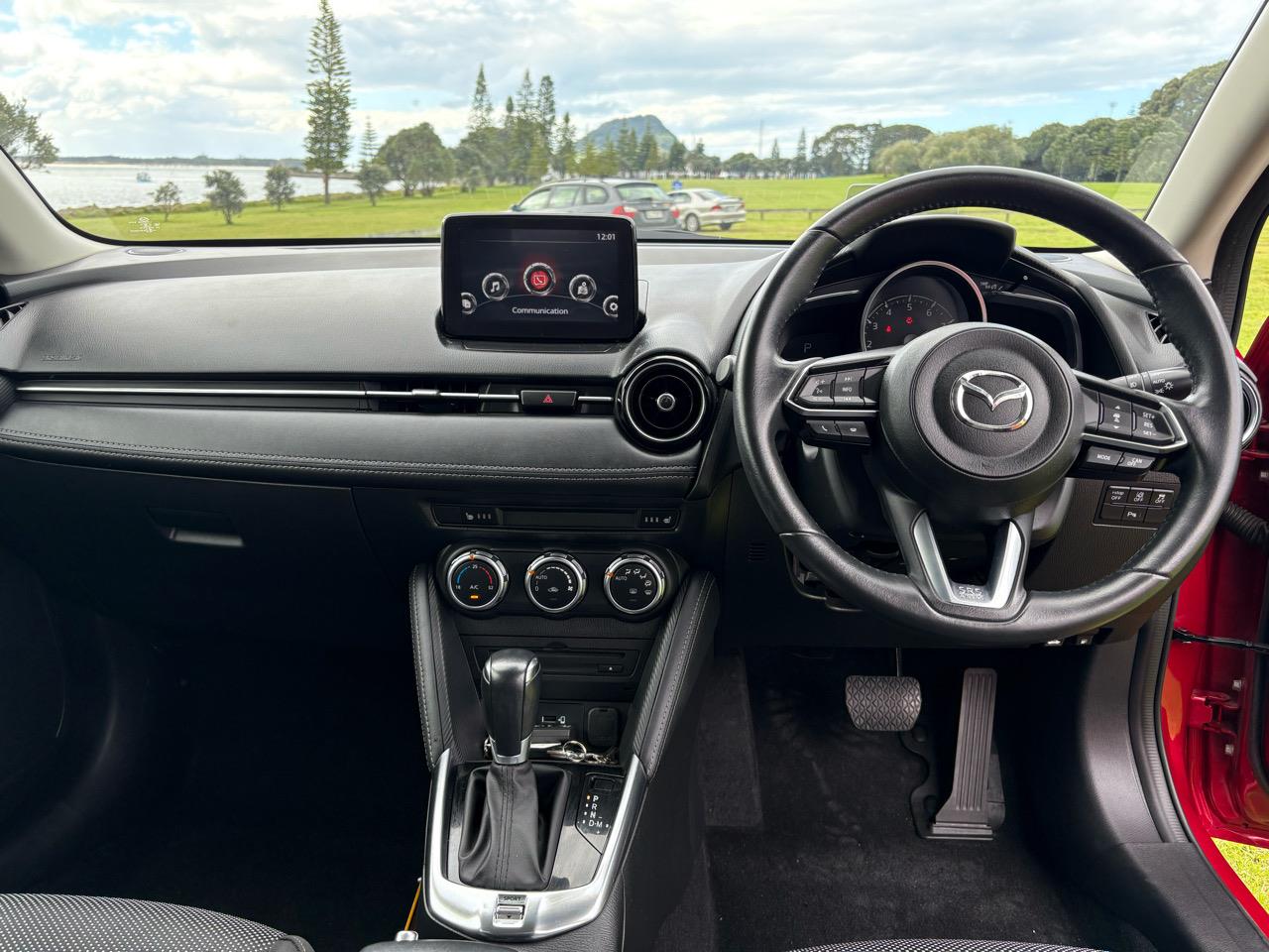 2016 Mazda DEMIO
