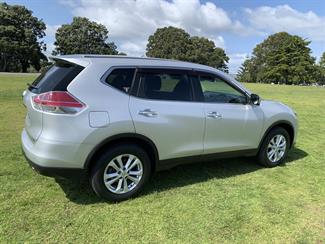 2014 Nissan X-TRAIL - Thumbnail
