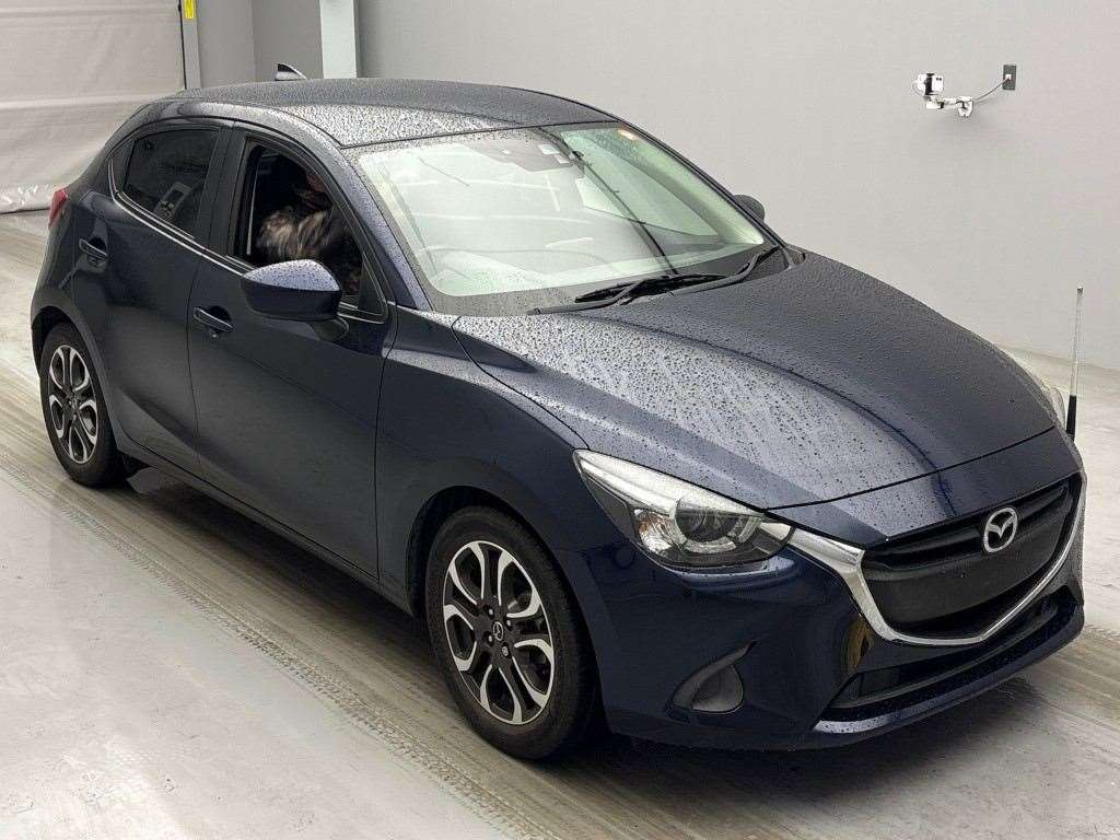 2015 Mazda DEMIO
