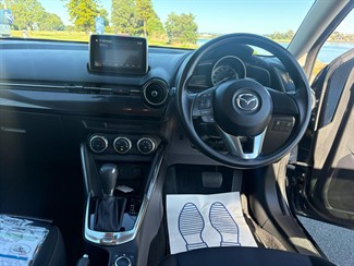 2015 Mazda DEMIO - Thumbnail