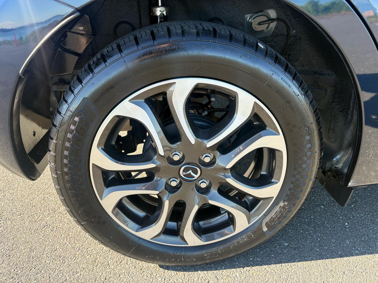2015 Mazda DEMIO