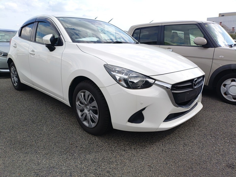 2019 Mazda DEMIO