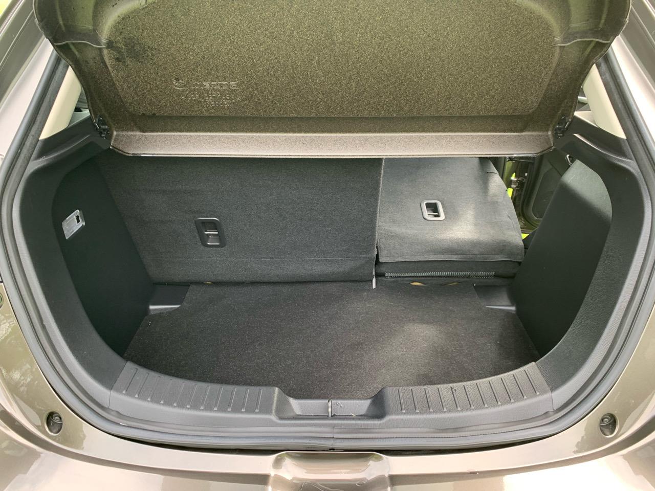 2017 Mazda DEMIO