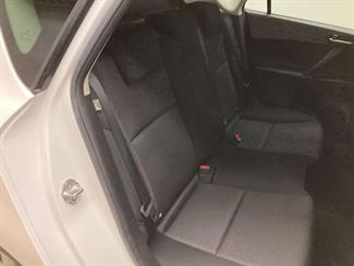 2013 Mazda AXELA - Thumbnail