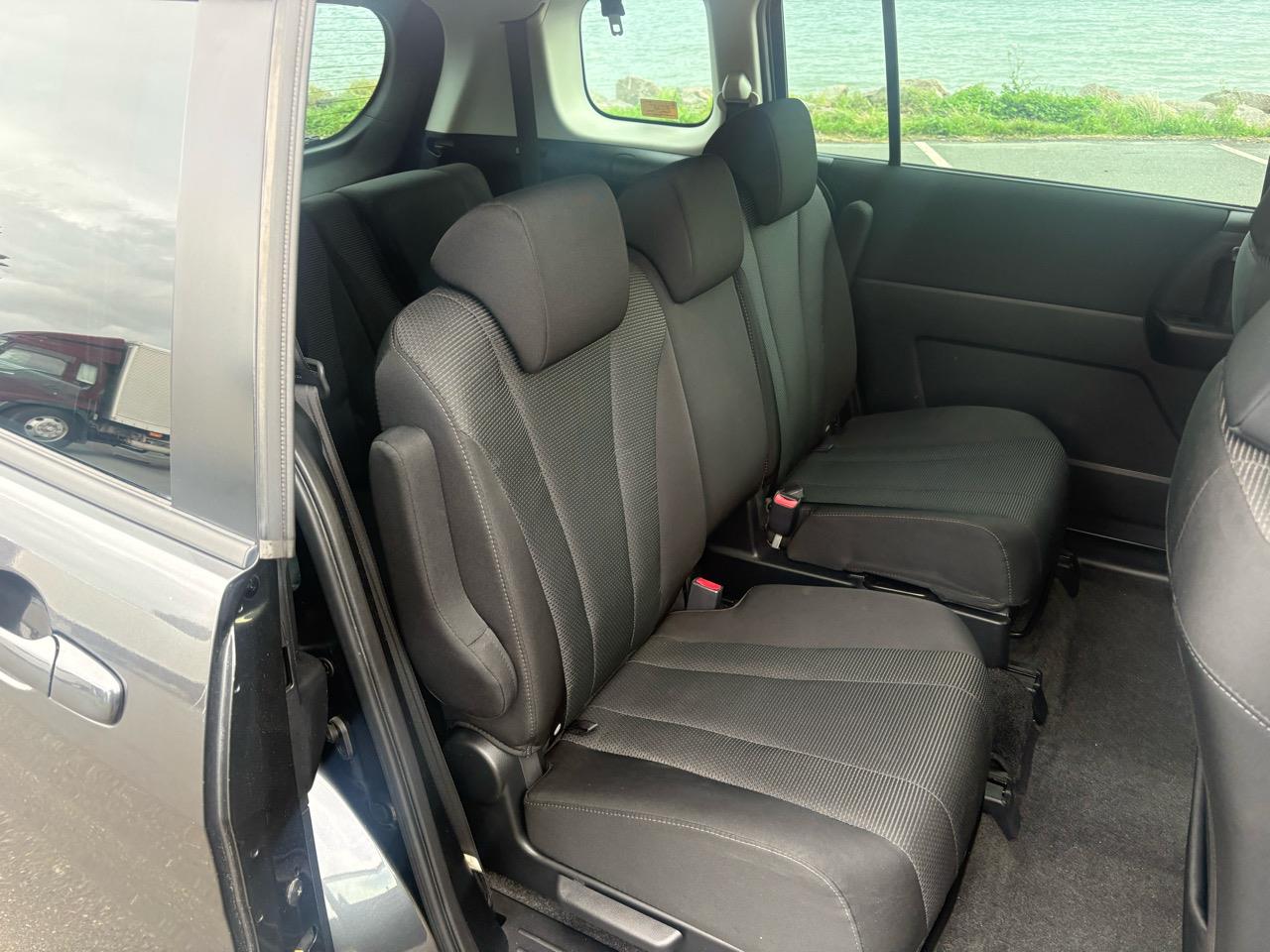 2013 Mazda Premacy